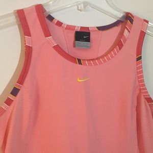 Nike Dri Fit Coral Crop Tank | Work Out Gear